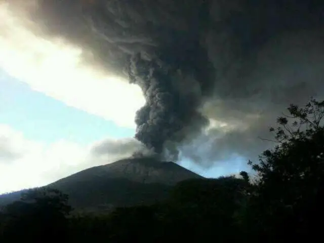 erupcion-volcan-chaparrastique-fotos