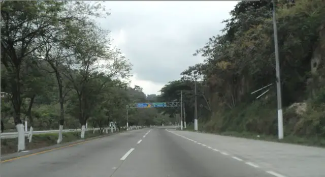 Carretera-a-Comalapa