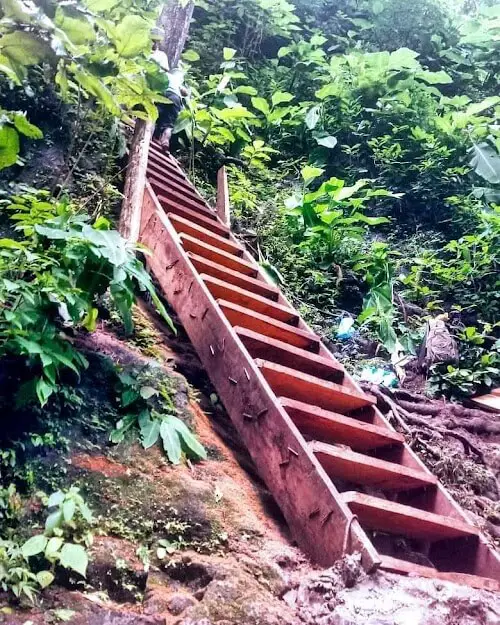 escaleras-cascadas-de-tamanique